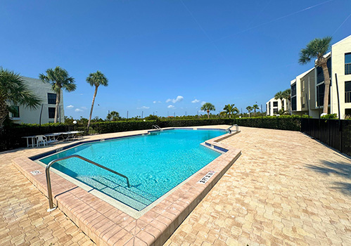 About Island Pool Pros Cleaning Services